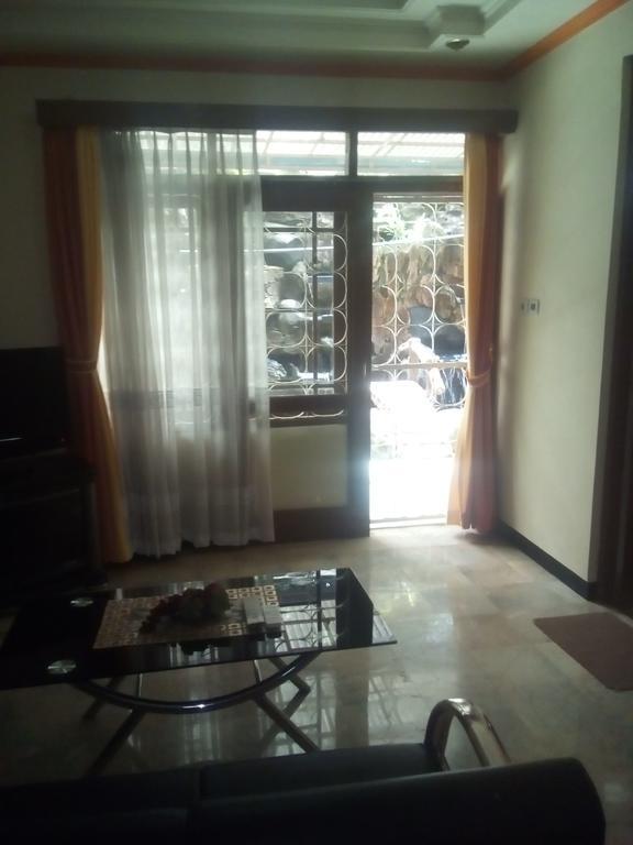 Simply Homy Guest House Pasteur Bandung Exterior photo