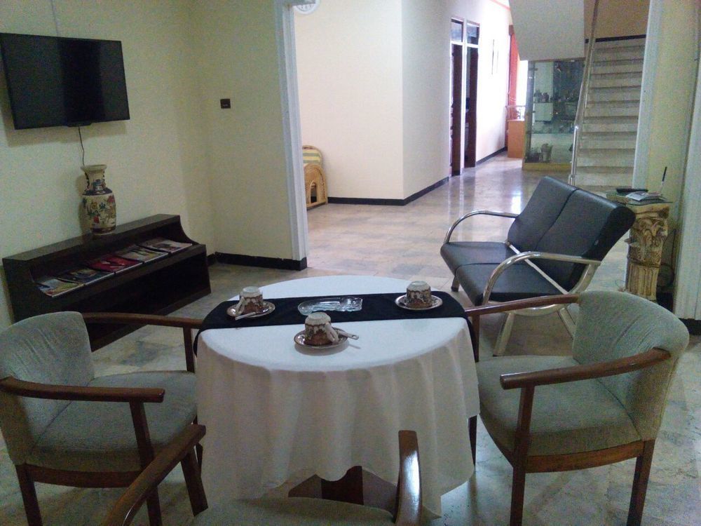 Simply Homy Guest House Pasteur Bandung Exterior photo